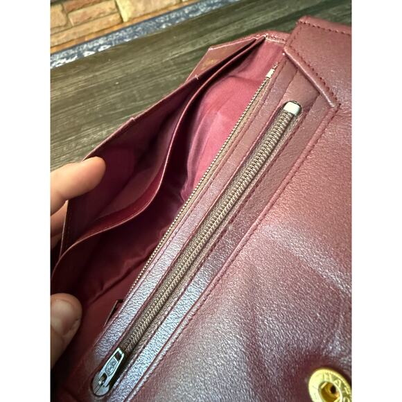 Vintage Yves Saunt Laurent Deep Burgundy Leather Envelope Wallet with Snap - Picture 4 of 10